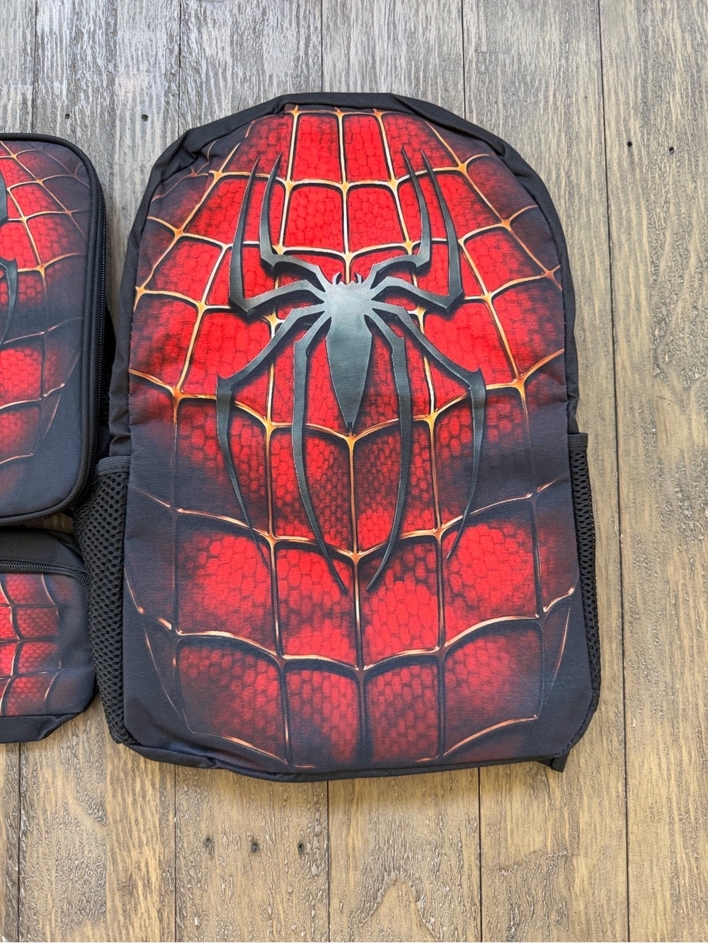 Spider-Man 3pc kids Backpack set
New - Picture 2 of 4